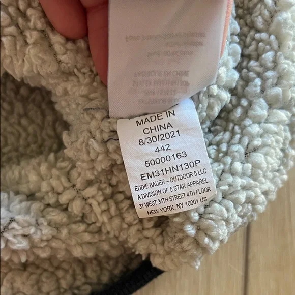 Eddie Bauer Men's large Black Henley Shirt - Picture 7 of 10